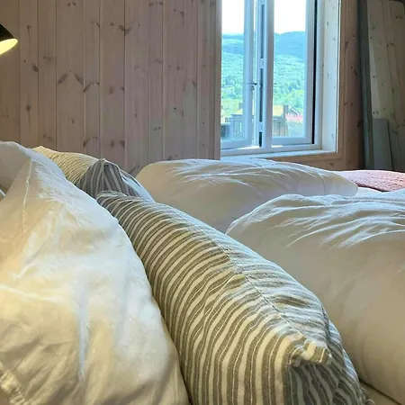 Charming Mountain In Spectacular Nature Сasa de vacaciones Brunstad